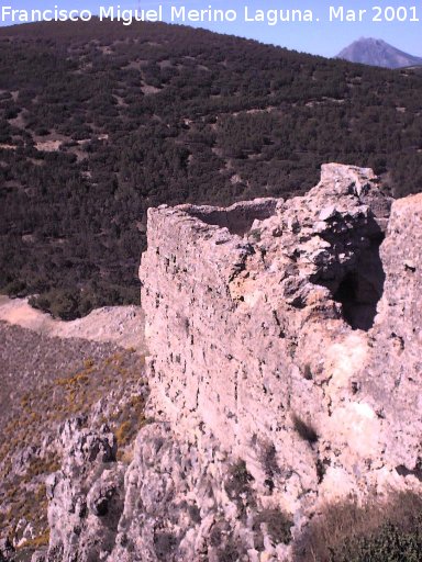 Castillo de Arenas. Recinto Inferior - Castillo de Arenas. Recinto Inferior. Torren Sur de tapial