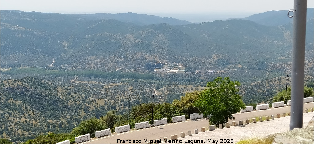 Mirador Santuario Virgen de la Cabeza - Mirador Santuario Virgen de la Cabeza. Vistas hacia Lugar Nuevo