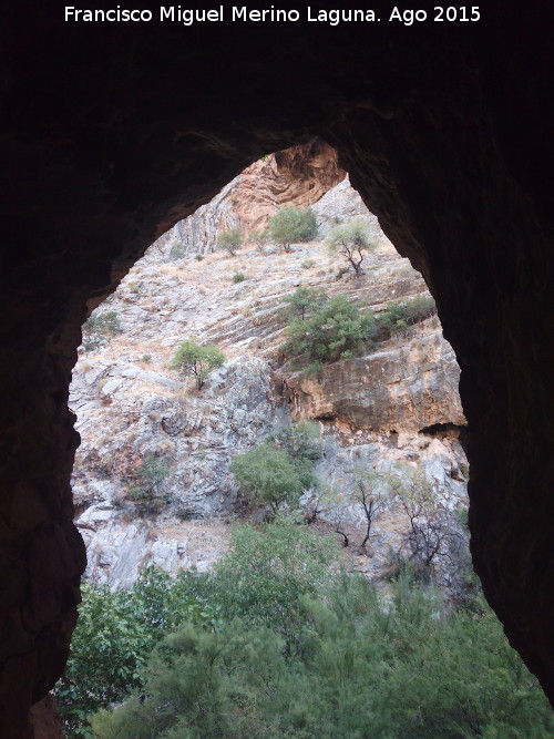 Cueva del Can del Quiebrajano - Cueva del Can del Quiebrajano. Desde el interior
