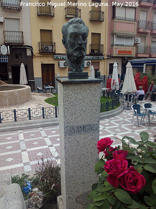 Monumento a Unamuno - Monumento a Unamuno. 