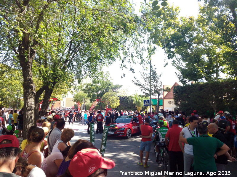 Avenida de San Miguel de Fluvia - Avenida de San Miguel de Fluvia. Durante la Vuelta Ciclista a Espaa