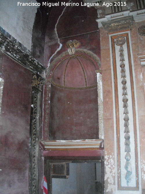 Capilla de los Robles - Capilla de los Robles. Hornacina izuierda del retablo sobre la entrada a la Sacrista