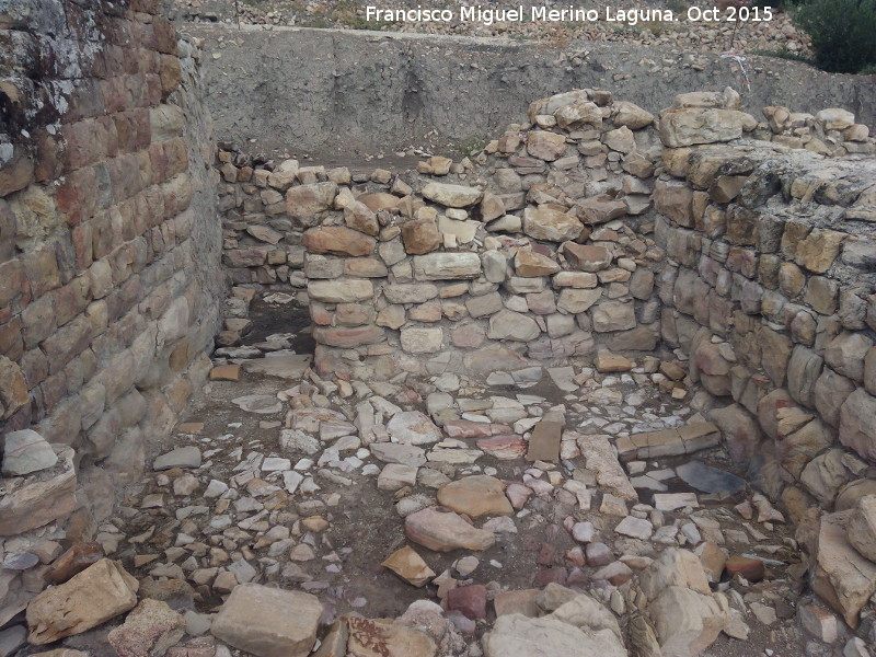 Torreparedones. Ermita de las Santas Mozrabes - Torreparedones. Ermita de las Santas Mozrabes. Habitculo