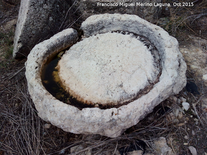 Piedras de molino de las Cuevas de los Majuelos y Aro - Piedras de molino de las Cuevas de los Majuelos y Aro. En las cercanas de la Cueva de Aro