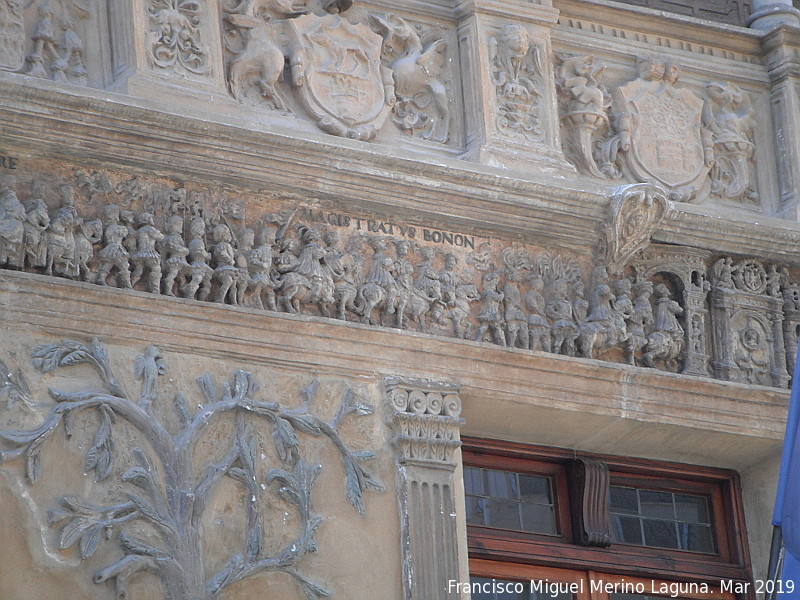 Carlos I de Espaa y V de Alemania - Carlos I de Espaa y V de Alemania. Procesin de coronacin del emperador Carlos V en Bolonia. Ayuntamiento de Tarazona