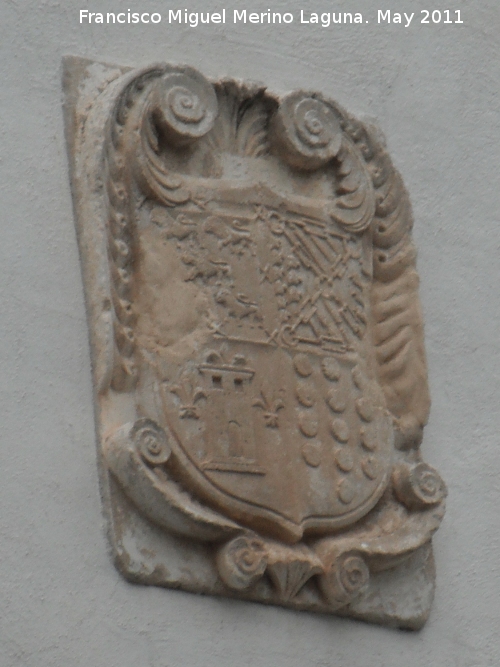 Francisco de los Cobos - Francisco de los Cobos. Escudo en el Castillo de Jimena