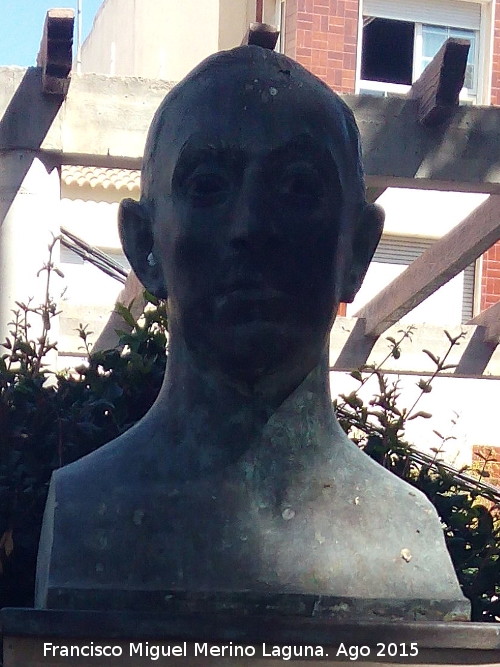 Jacinto Higueras - Jacinto Higueras. Monumento a Juan Martín - Jódar