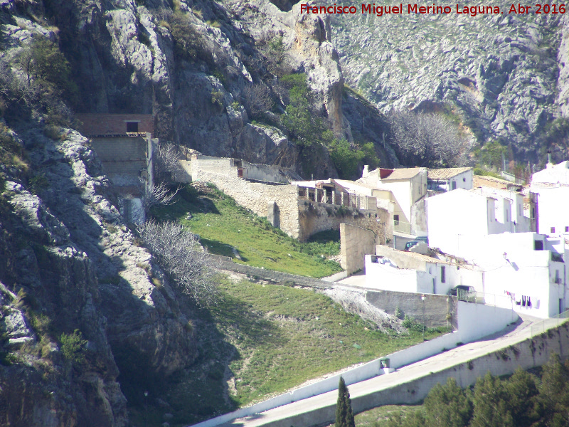 Albanchez de Mgina - Albanchez de Mgina. Edificaciones pegando a las rocas