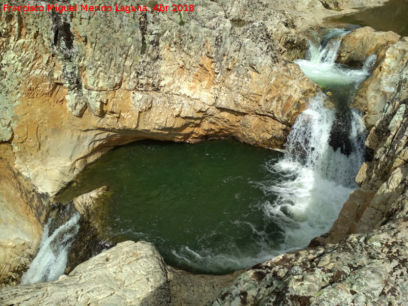 Cascada de la Cimbarra - Cascada de la Cimbarra. Poza superior