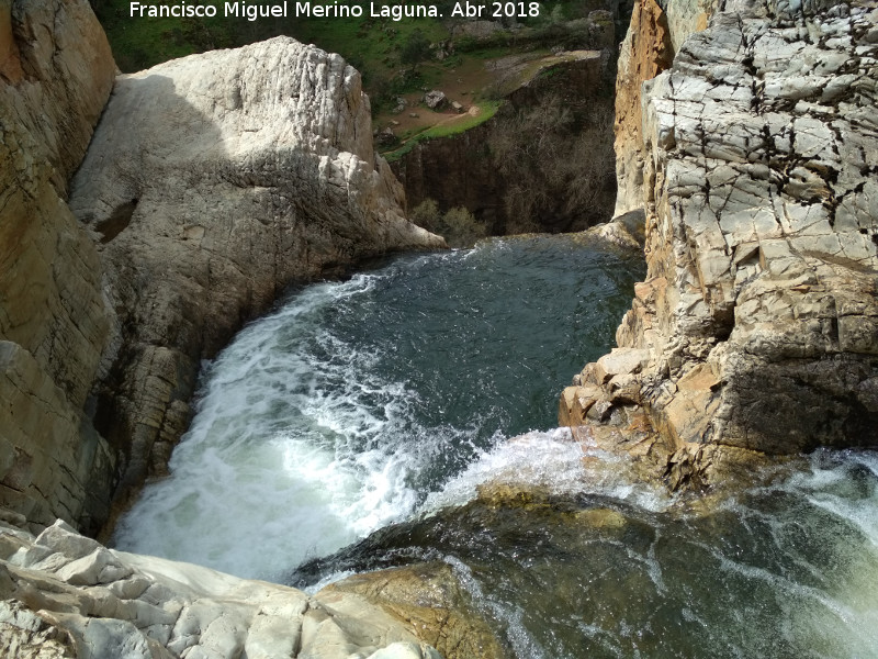 Cascada de la Cimbarra - Cascada de la Cimbarra. Segunda poza