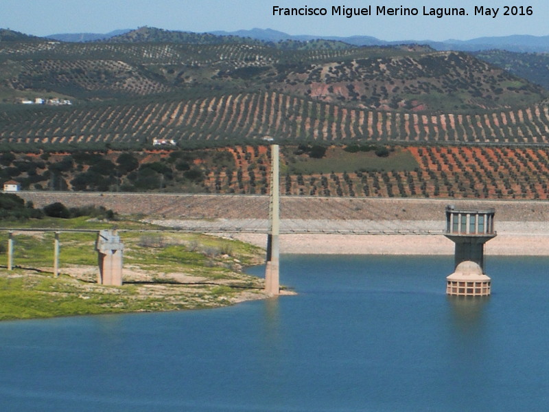 Pantano de Giribaile - Pantano de Giribaile. Torre