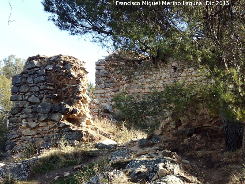 Castillo de Abrehuy. Bastin - Castillo de Abrehuy. Bastin. 