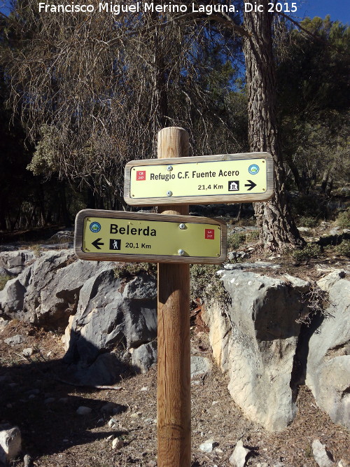 Sendero de El Hornico a Fuente Acero - Sendero de El Hornico a Fuente Acero. 