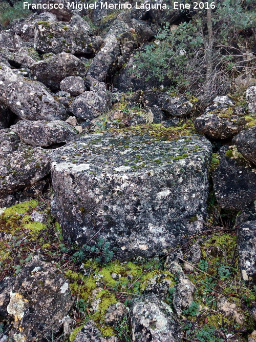 Cantera piedras de molino del Caballo - Cantera piedras de molino del Caballo. Piedra de molino