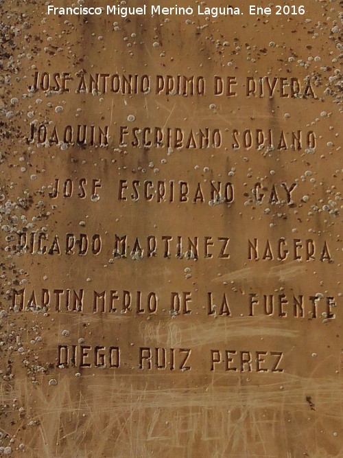 Monolito de la Plaza de la Iglesia - Monolito de la Plaza de la Iglesia. Inscripcin