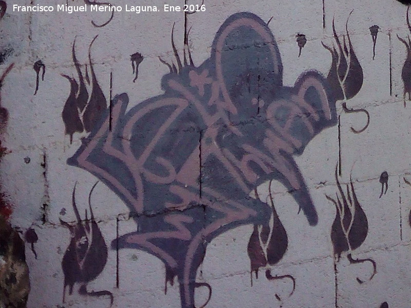 Graffiti de Belin en la Calle Escultor Mariano Benlliure - Graffiti de Belin en la Calle Escultor Mariano Benlliure. Firma
