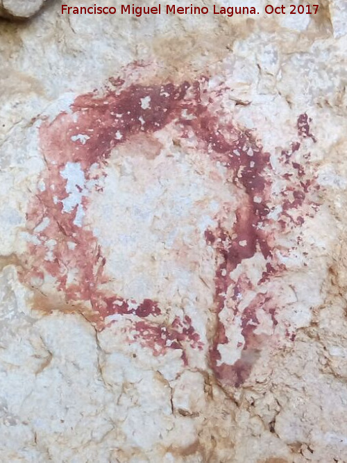 Pinturas rupestres del Abrigo Bermejo - Pinturas rupestres del Abrigo Bermejo. Figura circular
