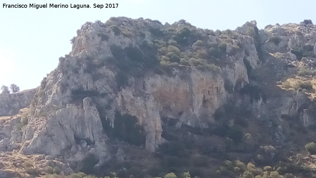 Pinturas rupestres del Abrigo Bermejo - Pinturas rupestres del Abrigo Bermejo. Zona donde se encuentra el abrigo