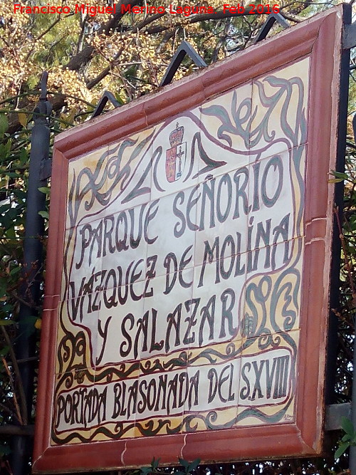 Parque Seoro Vzquez de Molina y Salazar - Parque Seoro Vzquez de Molina y Salazar. Placa