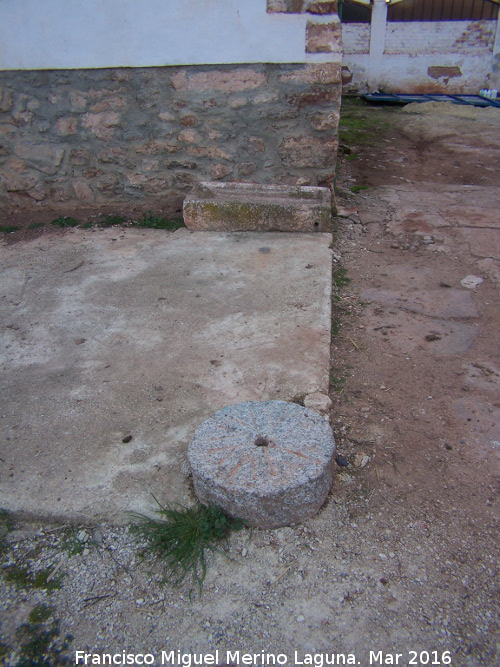Cortijo del Vizconde - Cortijo del Vizconde. Piedra de molino