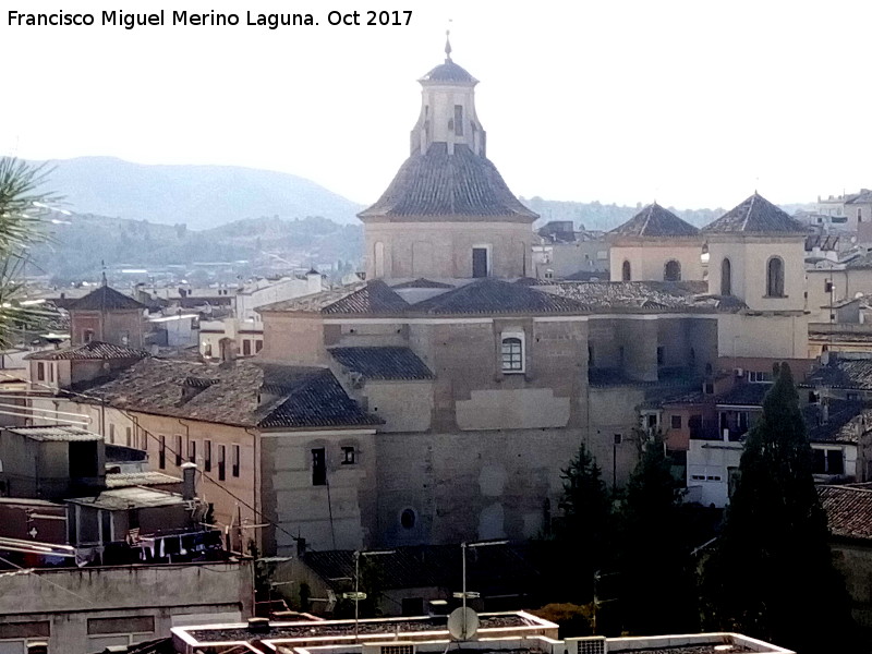 Iglesia de la Compaa de Jess - Iglesia de la Compaa de Jess. Desde la Cuesta del Castillo