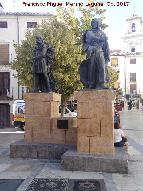 Monumento al Moro y al Cristiano - Monumento al Moro y al Cristiano. 