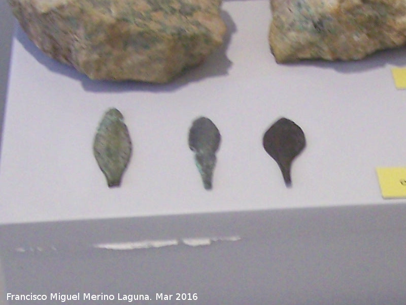Museo Arqueolgico de Galera - Museo Arqueolgico de Galera. Puntas de flecha de cobre prehistricas