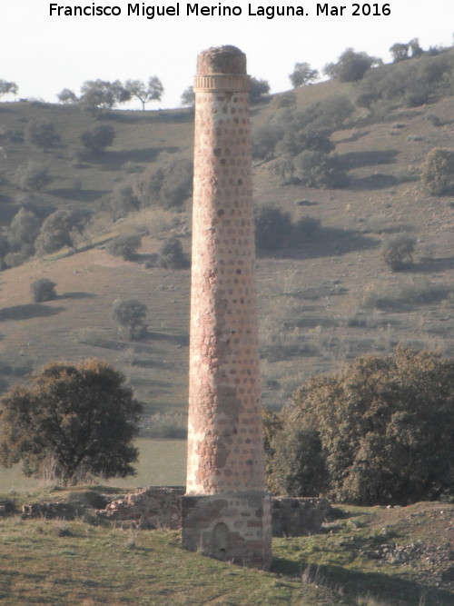 Mina el Porvenir Oscuro - Mina el Porvenir Oscuro. Chimenea