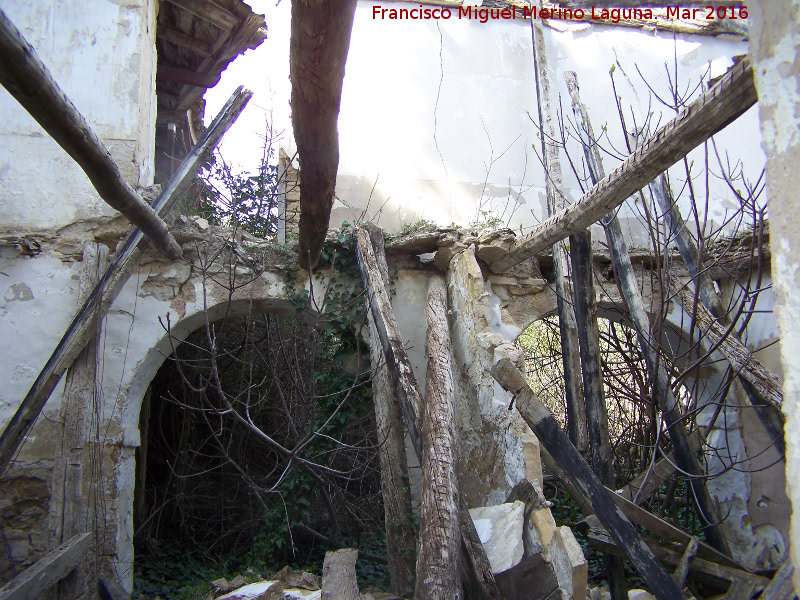 Casera de Palomareja - Casera de Palomareja. Arcadas del patio