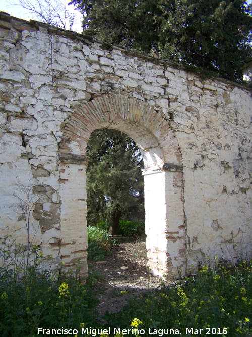 Casera de Palomareja - Casera de Palomareja. Arco del patio lateral