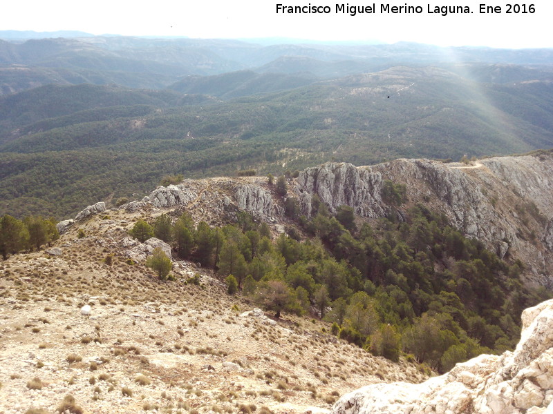 Yelmo - Yelmo. Vistas al sureste