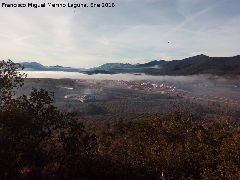 Aldea Cortijos Nuevos - Aldea Cortijos Nuevos. Bajo la niebla desde el Cerro Cortijillo