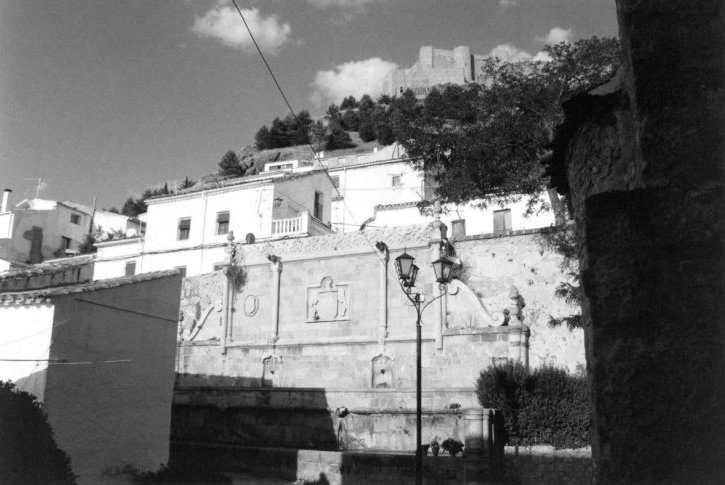 Fuente imperial - Fuente imperial. Foto antigua