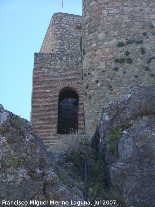 Portillo de las murallas exteriores del castillo - Portillo de las murallas exteriores del castillo. 
