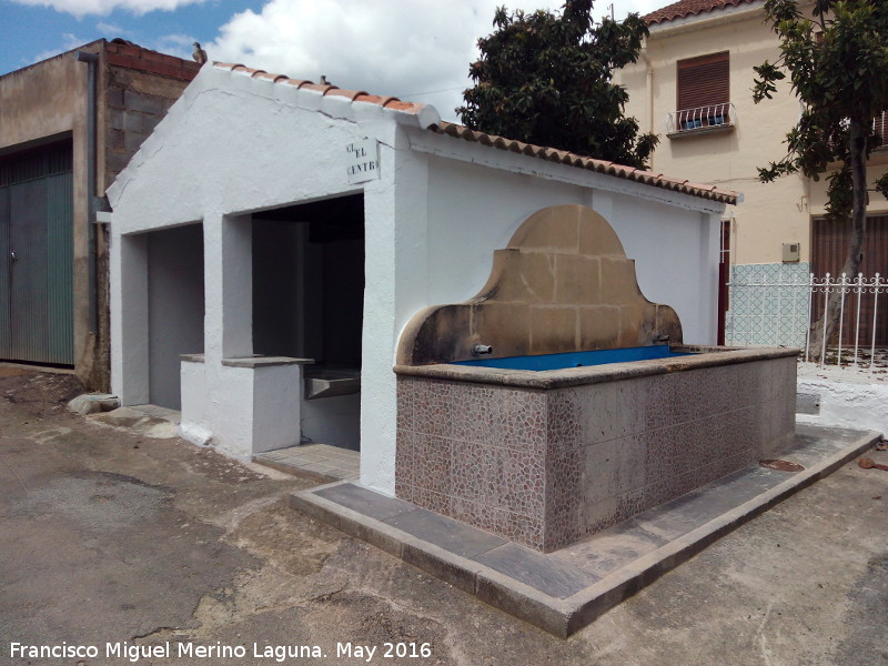 Fuente de las Pilillas - Fuente de las Pilillas. Adosada al lavadero