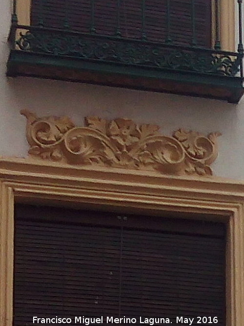 Casa de la Calle San Fernando n 9 - Casa de la Calle San Fernando n 9. Moldura decorativa floral