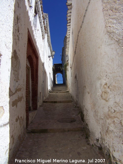 Arco de Cavalcavia - Arco de Cavalcavia. Desde la Calle Caballeros Santiaguistas