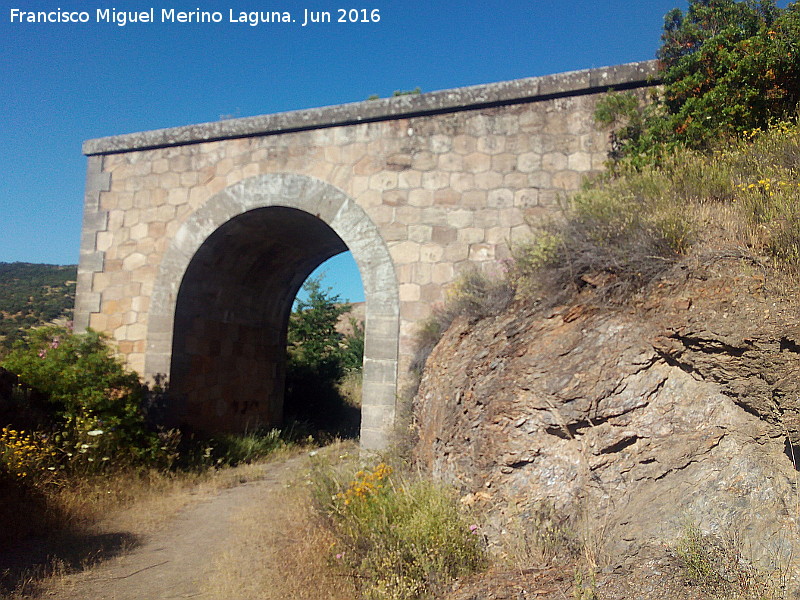 Viaducto de la -Aquisgrana - Viaducto de la -Aquisgrana. Arco pequeo