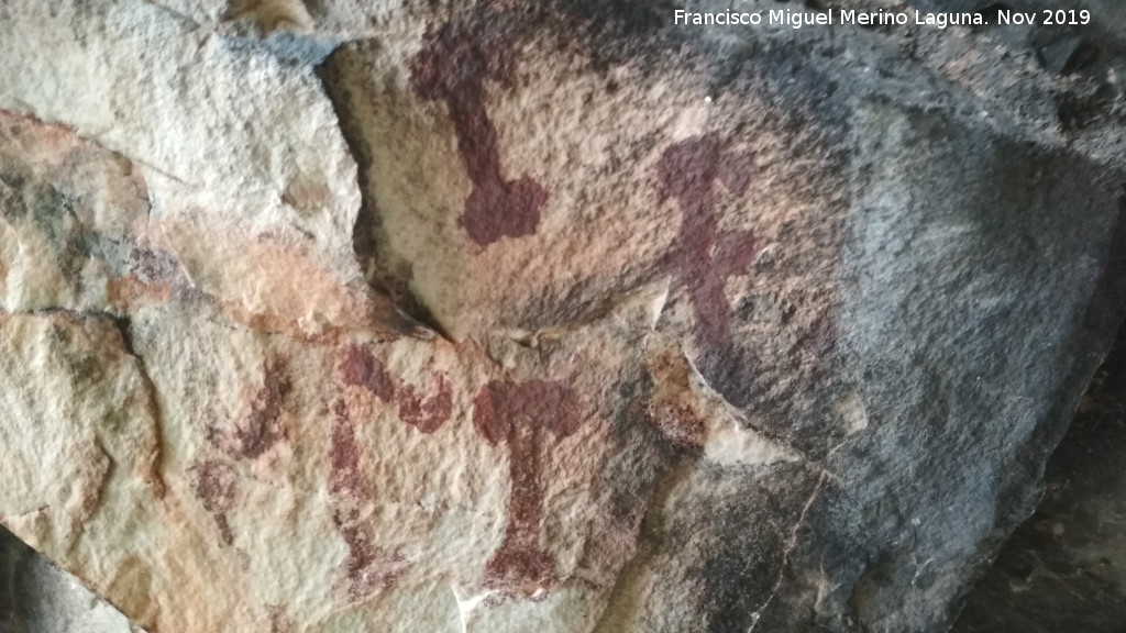 Pinturas rupestres de la Cueva de la Mina - Pinturas rupestres de la Cueva de la Mina. Antropomorfos bajos de la izquierda