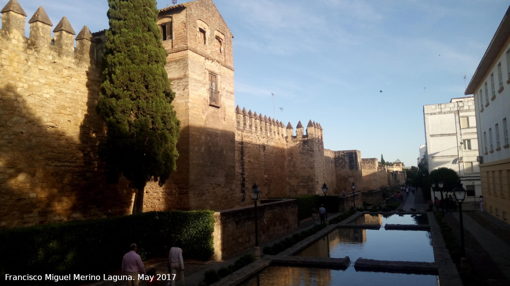 Muralla de la Calle Cairun - Muralla de la Calle Cairun. 