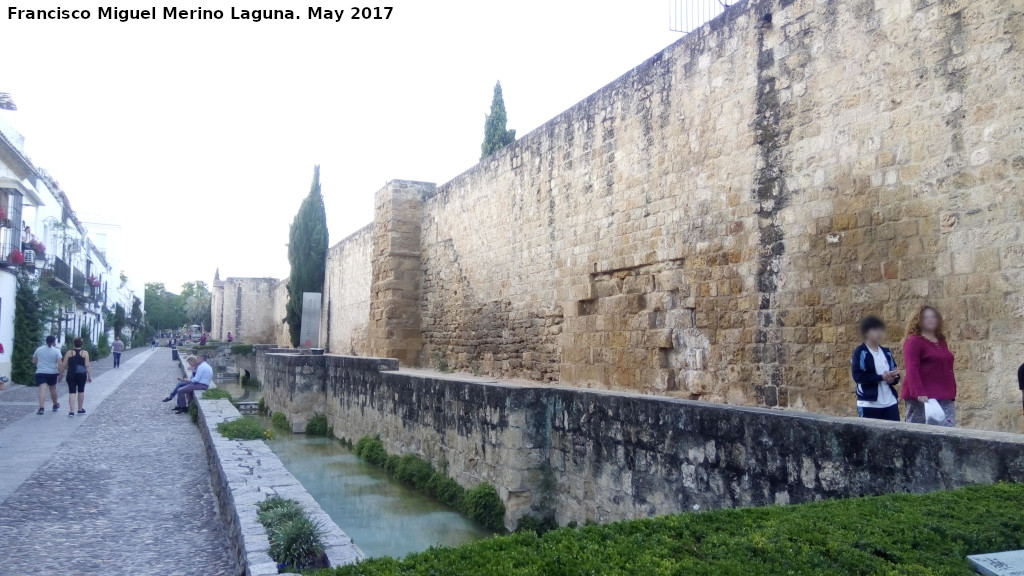 Muralla de la Calle Cairun - Muralla de la Calle Cairun. 