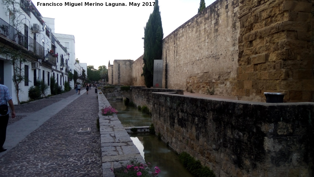 Muralla de la Calle Cairun - Muralla de la Calle Cairun. 