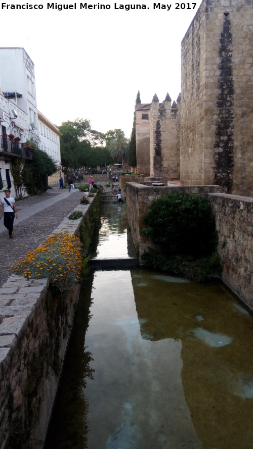 Muralla de la Calle Cairun - Muralla de la Calle Cairun. 