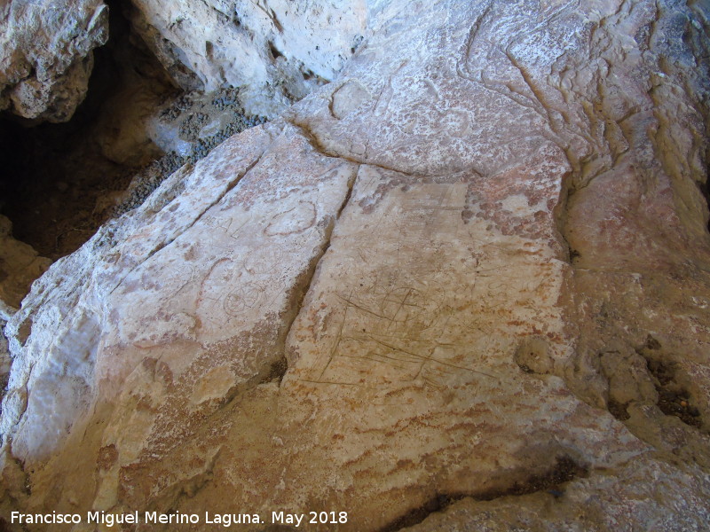 Eremitorio de la Cueva de las Cruces - Eremitorio de la Cueva de las Cruces. Panel