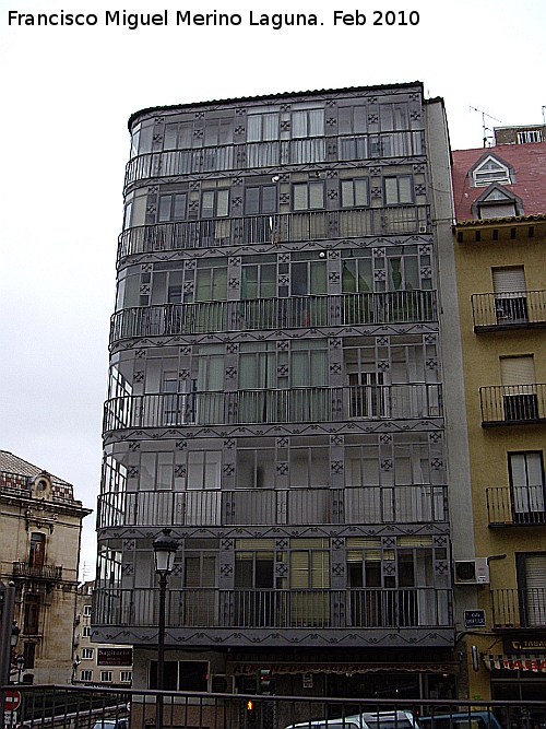 Edificio de la Calle Ramn y Cajal n 1 - Edificio de la Calle Ramn y Cajal n 1. 