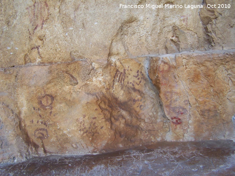 Pinturas rupestres de la Cueva de la Higuera - Pinturas rupestres de la Cueva de la Higuera. 