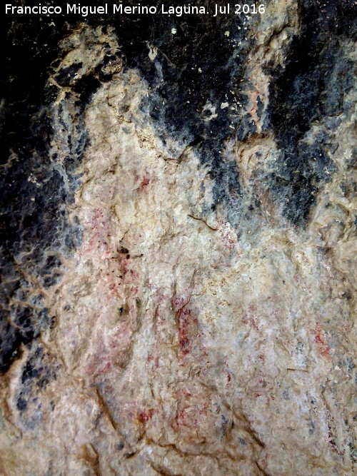 Pinturas y petroglifos rupestres de la Cueva del Encajero - Pinturas y petroglifos rupestres de la Cueva del Encajero. Soliforme