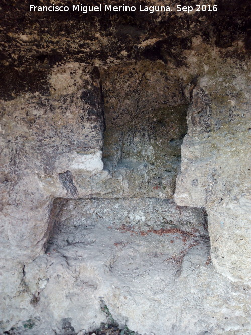 Casa Cueva Alta de la Huerta de Pegalajar - Casa Cueva Alta de la Huerta de Pegalajar. Hornacinas