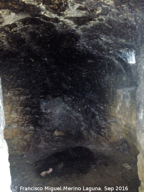 Casa Cueva Baja de la Huerta de Pegalajar - Casa Cueva Baja de la Huerta de Pegalajar. Habitculo del ventanuco