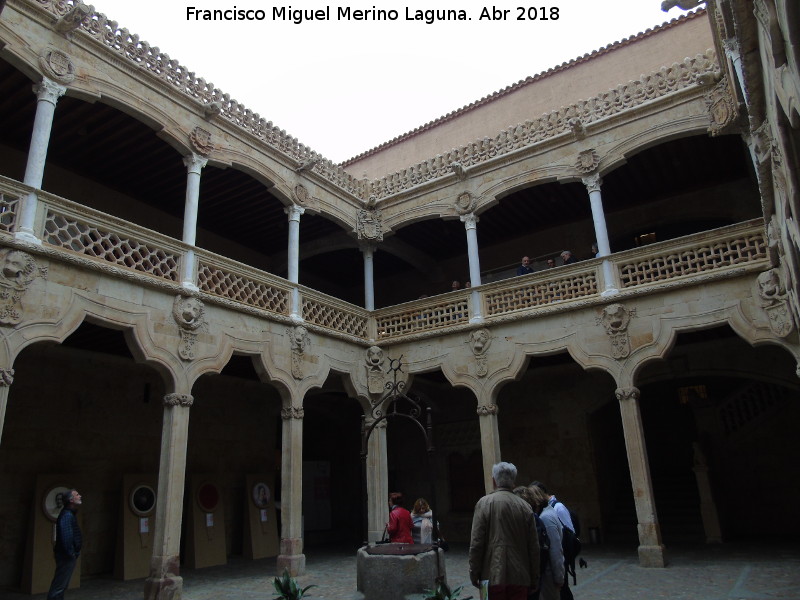 Casa de las Conchas - Casa de las Conchas. Patio